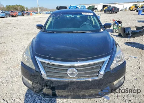 2015 Nissan Altima 2.5 из США, поврежденный, VIN 1N4AL3AP5FC102481